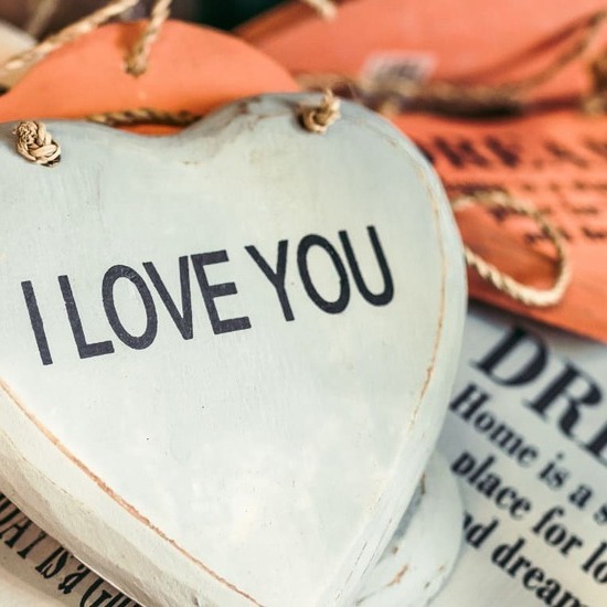 Handicraft & Souvenir